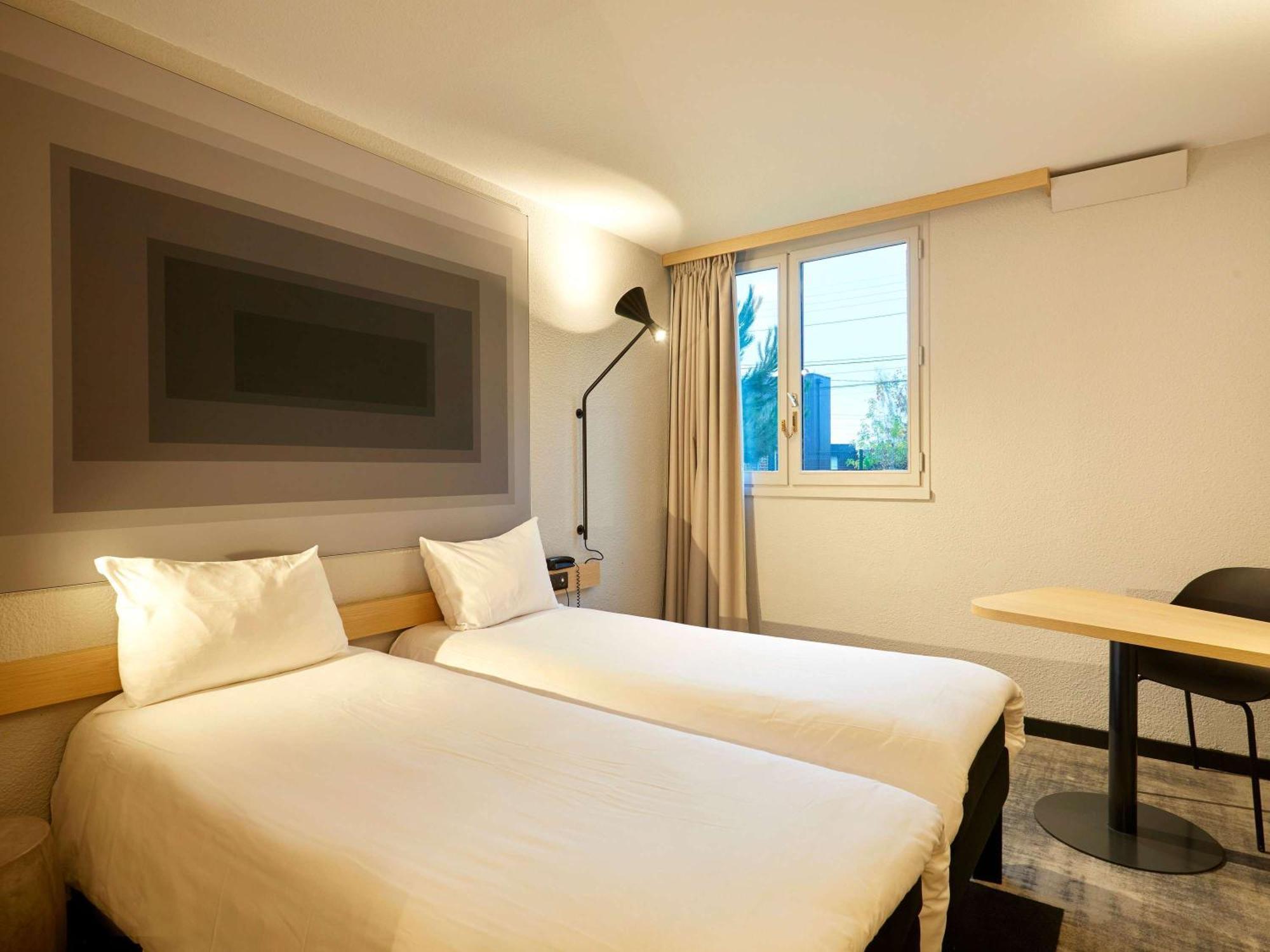 Hotel Ibis Le Mans Est Pontlieue Esterno foto