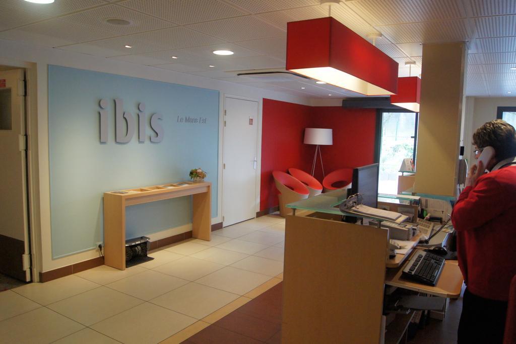 Hotel Ibis Le Mans Est Pontlieue Esterno foto